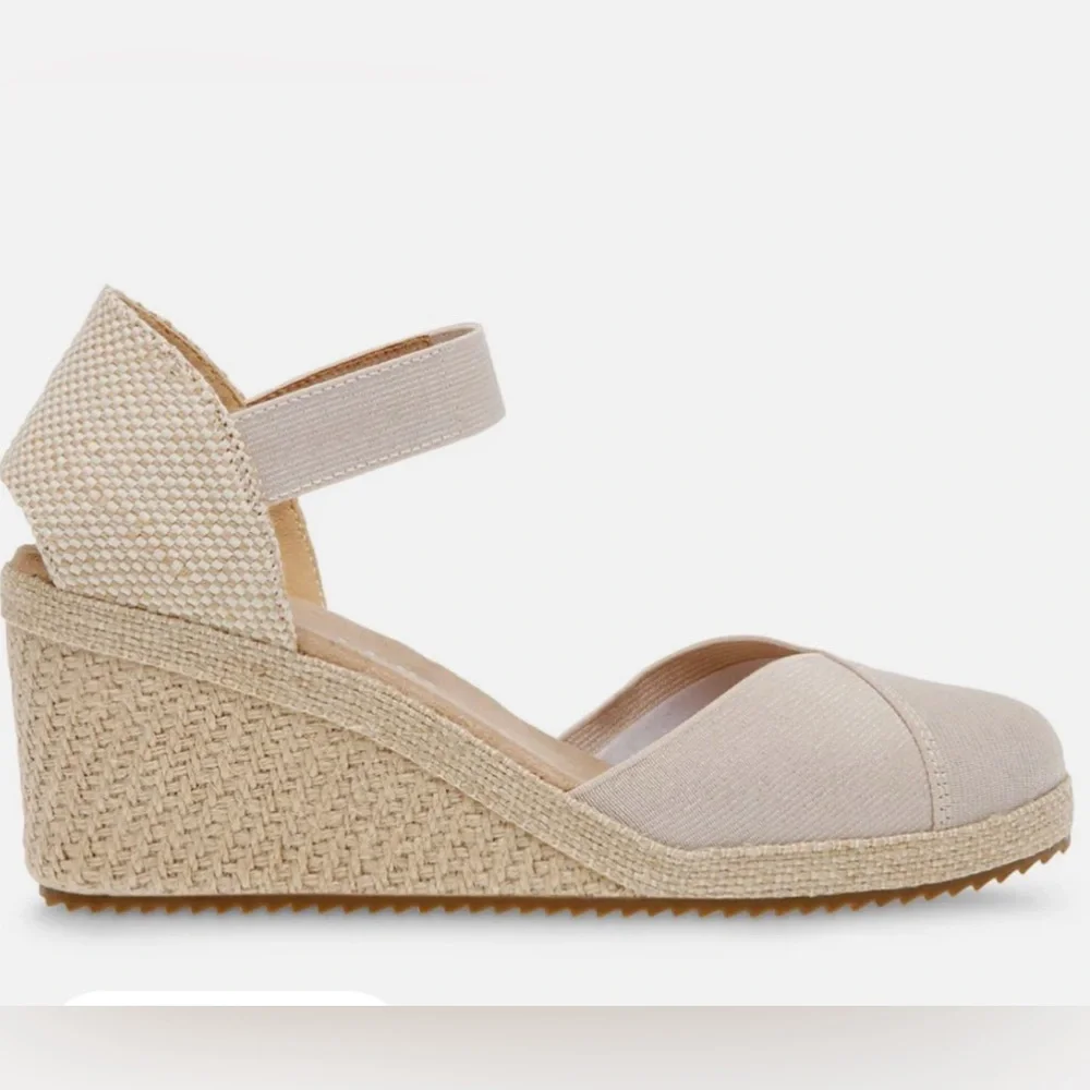 Anne Kline sz 8 Canvas natural tan wedge Slingback Sandals like new - Picture 8 of 8